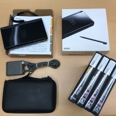 Nintendo DS Lite + カード4枚 + 本体ケース