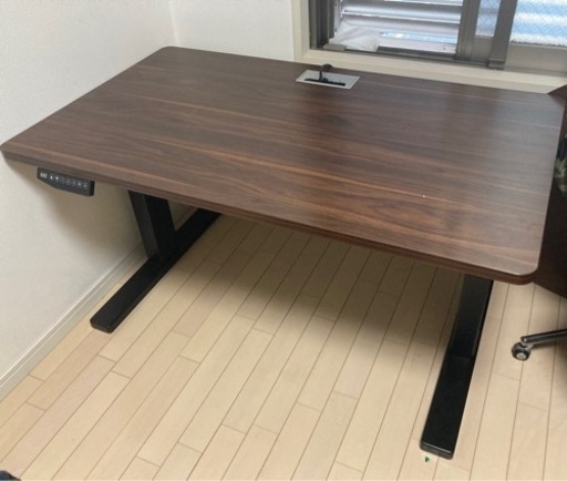 電動　スタンディングデスク
