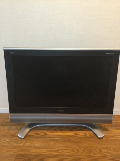 シャープ　SHARP 液晶テレビ　アクオス　AQUOS LC-32BD1  2006年製　ほどよい大きさの32インチ　取りに来て頂ける方へお譲りします
