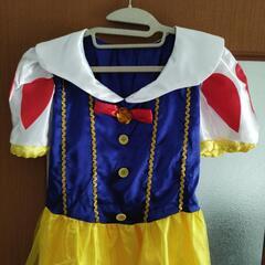 【お値下げします❢　2.000円→1.500円】ディズニー白雪姫風、コスプレ衣装です。ハロウィンパーティーに如何ですか？の画像