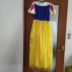 【お値下げします❢　2.000円→1.500円】ディズニー白雪姫風、コスプレ衣装です。ハロウィンパーティーに如何ですか？の画像