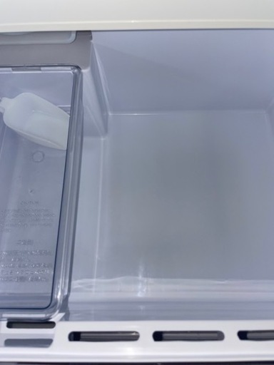送料・設置込み　冷蔵庫　272L AQUA 2018年