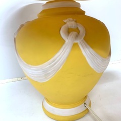 【スタイルフランス】フランス製 ナイトスタンド  陶器　卓上スタンド　スタンドライト ヨーロピアン風の画像