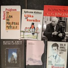 チェコ語で書いてある本　11冊の画像