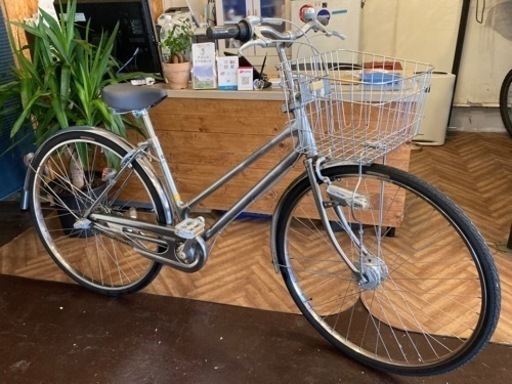 【LEDオートライト】3段変速　27インチ自転車　シルバー