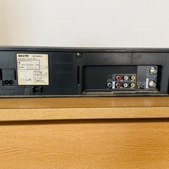 VHSビデオレコーダーの画像