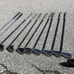 ゴルフクラブ（男女各１セット）の画像