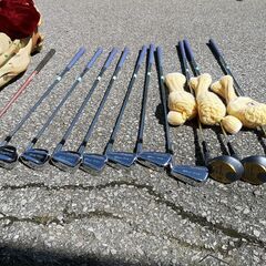 ゴルフクラブ（男女各１セット）の画像