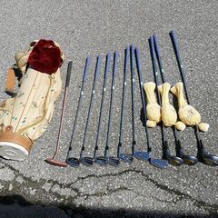 ゴルフクラブ（男女各１セット）の画像