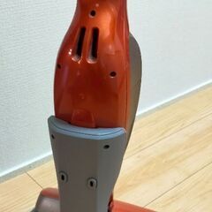 エルゴラピード　コードレスクリーナー　ハンドクリーナー　掃除機の画像