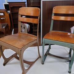 【愛品倶楽部柏店】ヴィンテージスクールチェア　アイアンウッドの画像