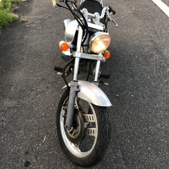 交渉中です【ホンダ 】☆マグナ50☆ 50cc 4サイクル 　ギヤ車　カスタムベースに！の画像
