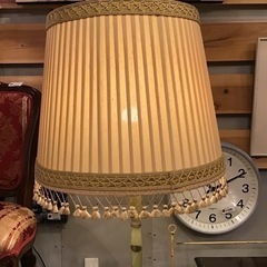 アンティークスタイル　スタンドライト　ヴィンテージスタンドライト　ヒスイガラス　大理石　スタンドライトの画像