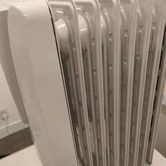 デロンギ デジタルラディアント オイルヒーター KHD410812-LG【玄関前手渡し】美品♪ 説明書付き！の画像