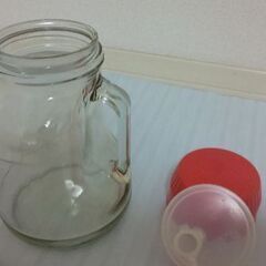 果実酒の瓶(2L)【持ち手は側面です】少し珍しい形🫙の画像