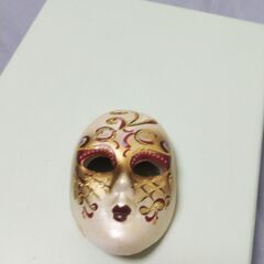 海外からの贈り物特集✨⑫　伊で超有名なお面の置物