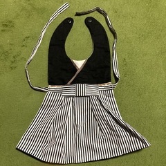 袴風のよだれかけ