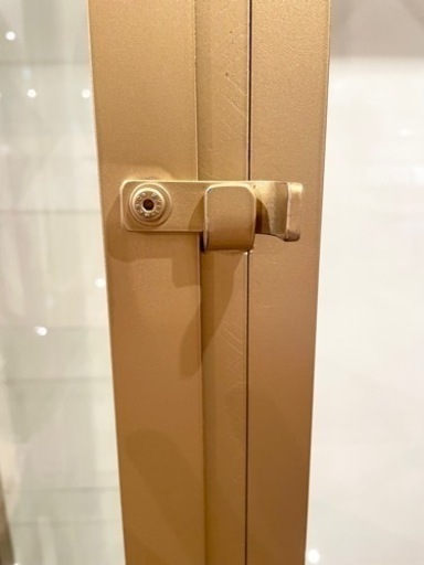 オーダーメイドのガラス什器