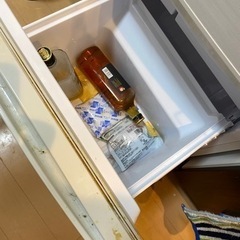 SHARP冷蔵庫の画像