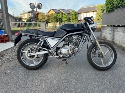 上三川　YAMAHA SRX400-1 不動　書類無し　鍵有り　カスタムベース　部品取り　中古　現状
