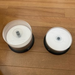 DVD-R  CD-R  生ディスク　差し上げます。