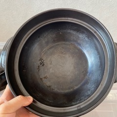 [タダで]ガス　鍋　土鍋　衣装ケースも一緒ですの画像