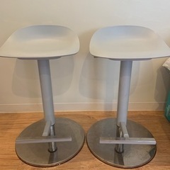 【値下げしました】IKEA バースツール 2脚