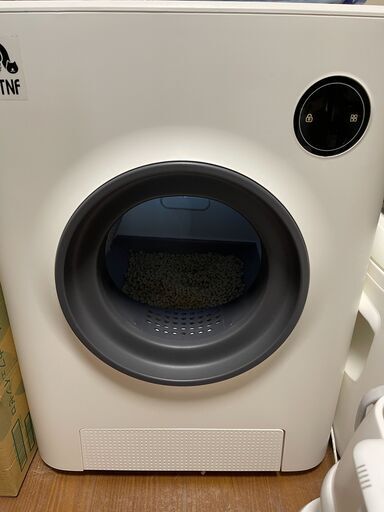 猫　自動トイレ