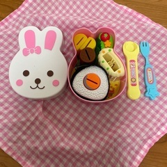 メルちゃんセット　お弁当の画像