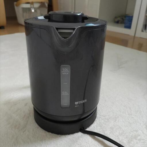 【値下げしました！】電気ケトル 1L TIGER 黒