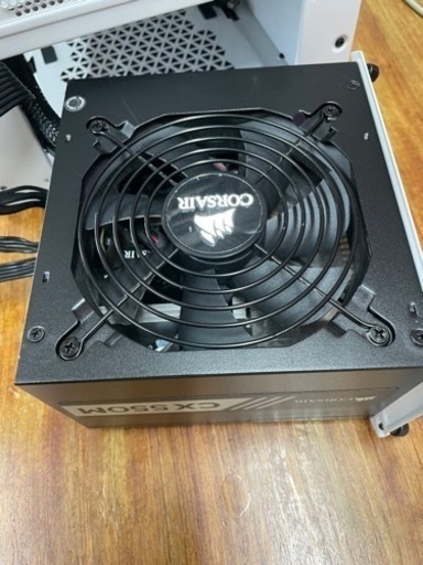 Win 1０ 64bit (dsp版)付き、Ryzen5 5600XとASUS　ROG-STRIX-RX580-O8G-GAMING、