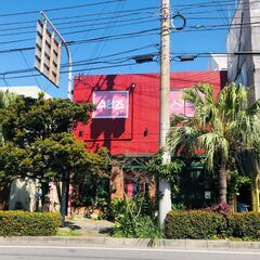 最新アパレルショップSTANDSが２０００円均一コーナーを設置！