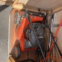 草刈り機