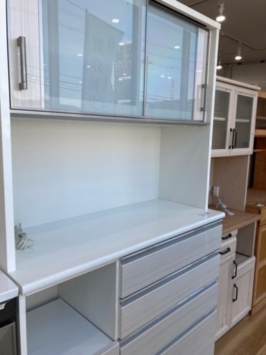 取りに来れる方限定！【ニトリ】2枚扉レンジボードです！！