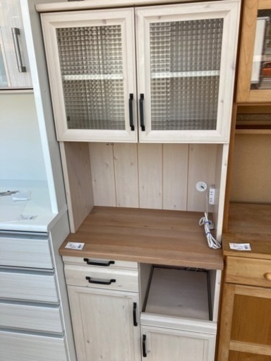 値下げしました！取りに来れる方限定！【ユーアイ】2枚扉レンジボードです！！