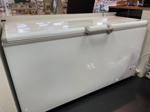 業務用冷凍庫。サイズ519L 年式2020年