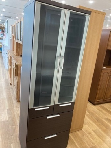取りに来れる方限定！【サンウッディ】2枚扉食器棚です！！