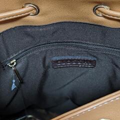 値下げ⤵️巾着型ショルダーバッグ新品の画像