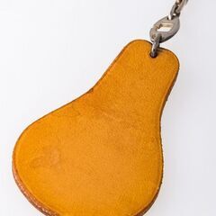 【エルメス】HERMES キーホルダー チャーム フルーツモチーフ ラフランス ブラウン系xシルバー レザー 品番h21-269の画像