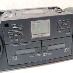 ② シャープ ラジカセ QT-77CD ブラック CD/テープ/ラジオ再生確認済み ダブルカセット シャープの画像