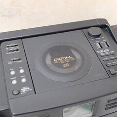 ② シャープ ラジカセ QT-77CD ブラック CD/テープ/ラジオ再生確認済み ダブルカセット シャープの画像