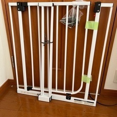 【日程調整中】ベビーゲートの画像