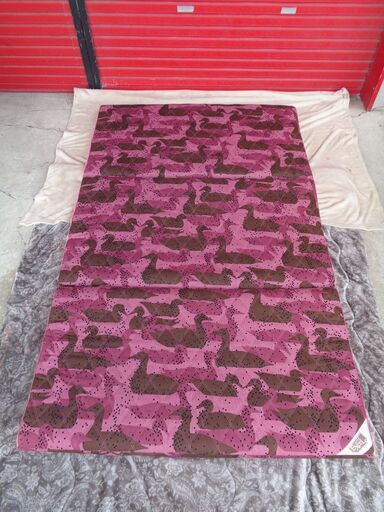 日本ヘルス工業　ヘルスロール エクセル 健康敷き布団　セミダブル　中古美品