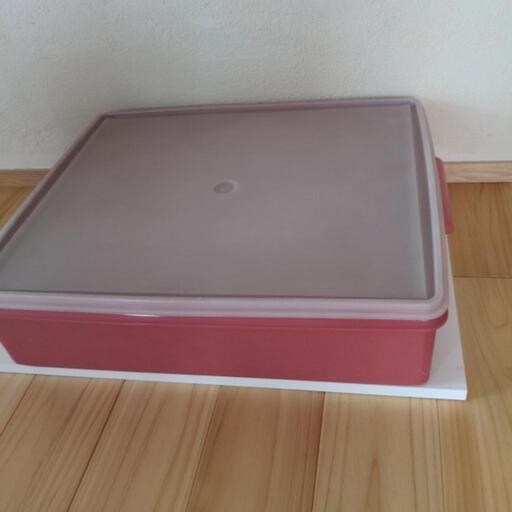タッパーウェア　スーパーケース　衣装ケース