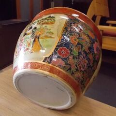 睡蓮鉢 幅36cm 花蝶 浮世絵 金魚 水瓶 メダカ鉢 金魚鉢 火鉢 大