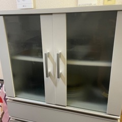 受け渡しユーザ様決定済【無料】食器棚※9/18までに直接引き取りに来てくださる方限定の画像