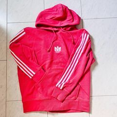 未使用パーカー・スウェット（上下）差し上げますの画像