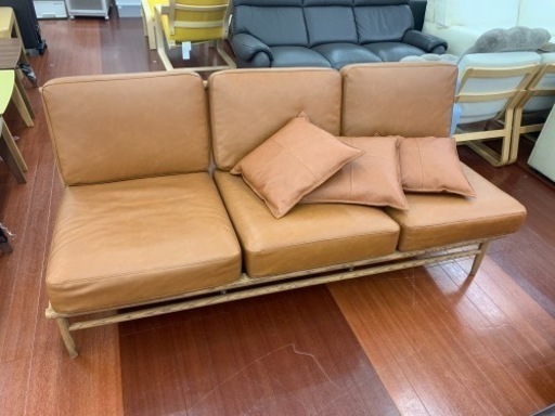 MOMO NATURAL 3人掛けソファー【トレファク所沢店】