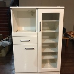 食器棚　美品　お安く譲ります♪