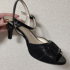 ほぼ未使用本革パンプス3点(パイソン、エナメル)セット